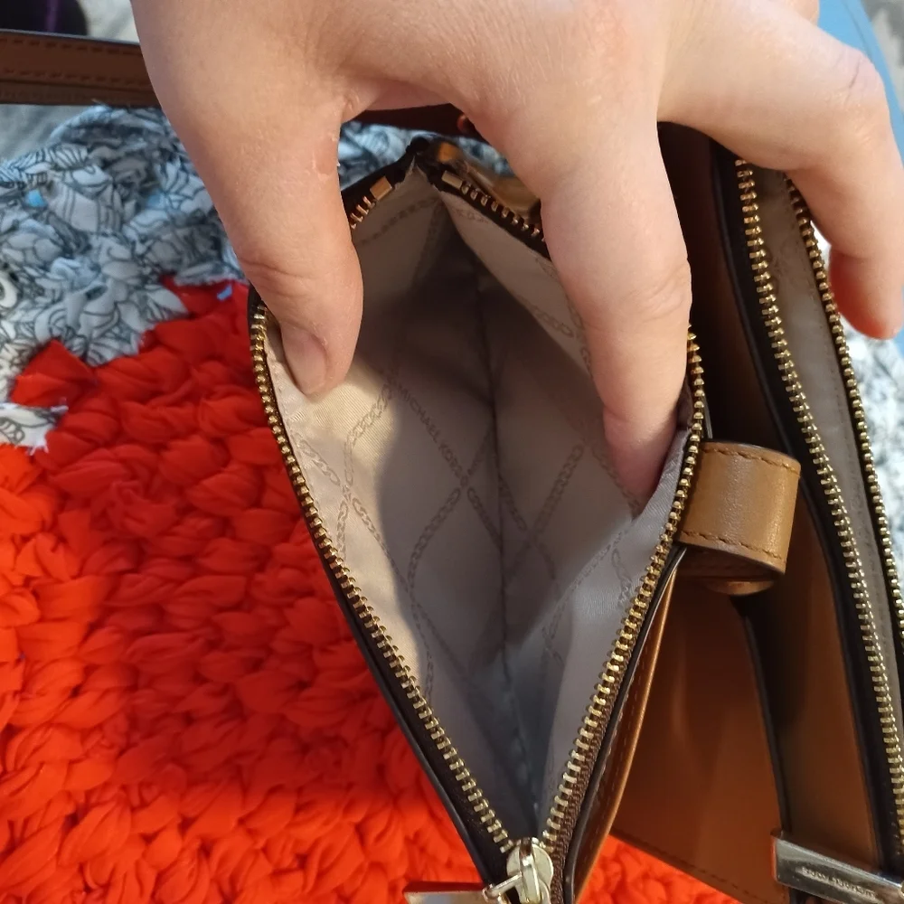 Michael Kors Jet Set Large Smartphone Wristlet Wallet - Signature Monogram Brown